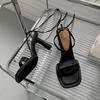 Sandalen High Heels Schuhe mit eckiger Zehenpartie