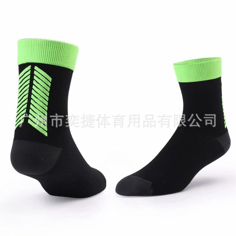 New children s medium tube sports socks adult cold running socks mountaineering socks elite comb cotton socks factory wholesale One size fits all чёрный
