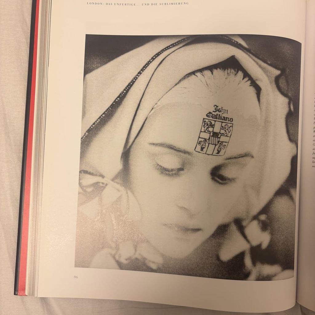 [USED] GALLIANO COLIN McDOWELL Final price reduction.