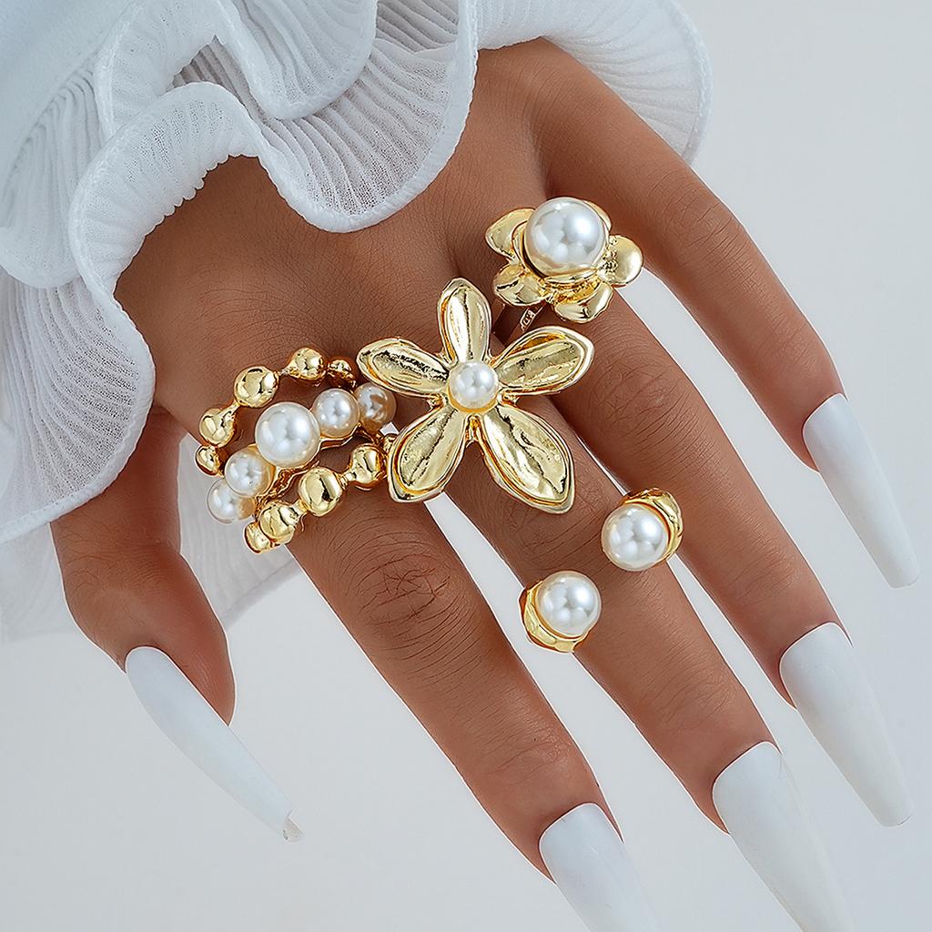 Explosive Pearl Flower Ring Set, Gold Fashion Ins Style Niche Design Sense, Light Luxury Jewelry Set