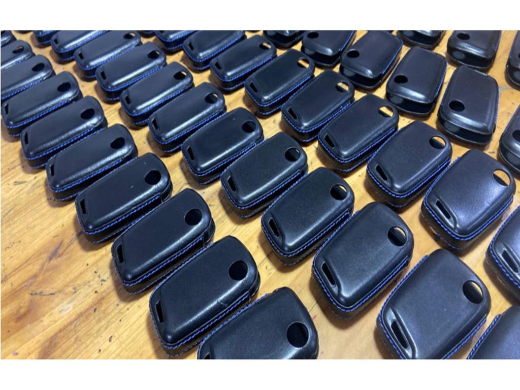 BMW SUV & Series 4D Cowhide Car Key Case