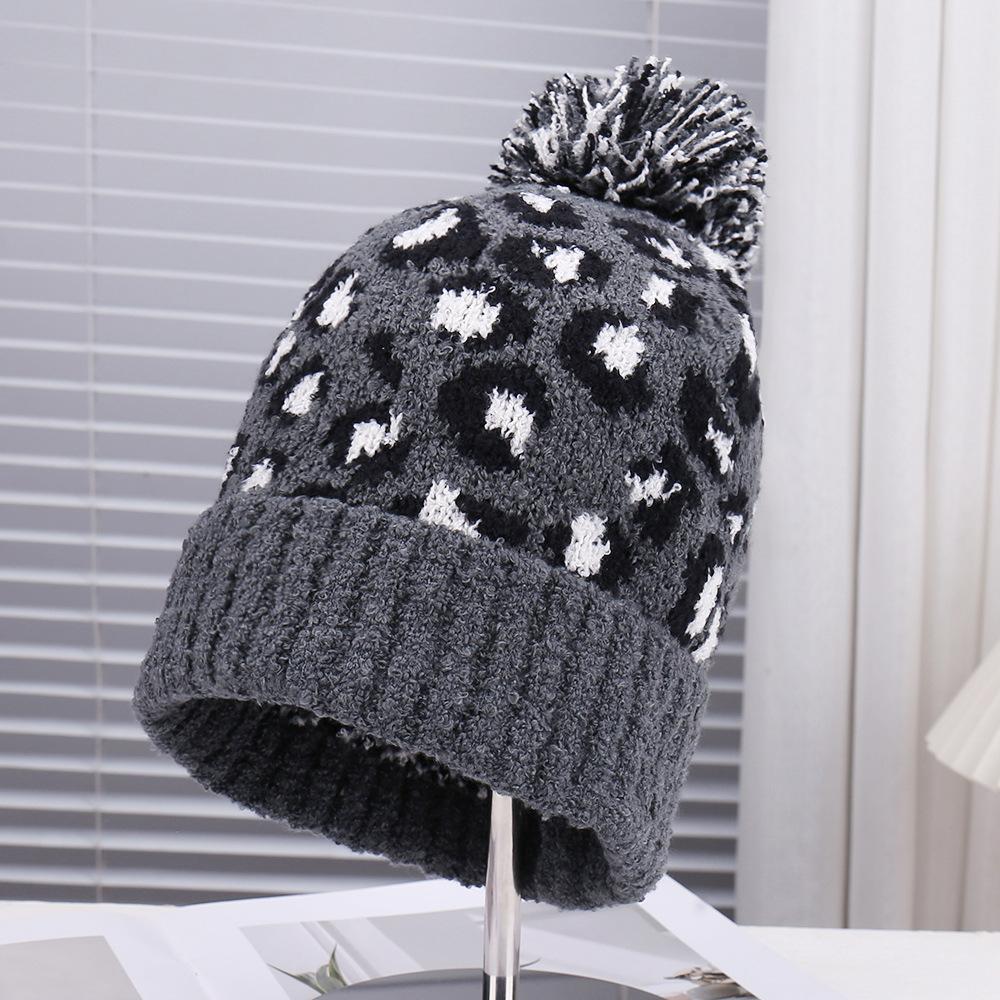 Fashion new hot-selling leopard print knitted wool hat outdoor travel out windproof cover warm hat