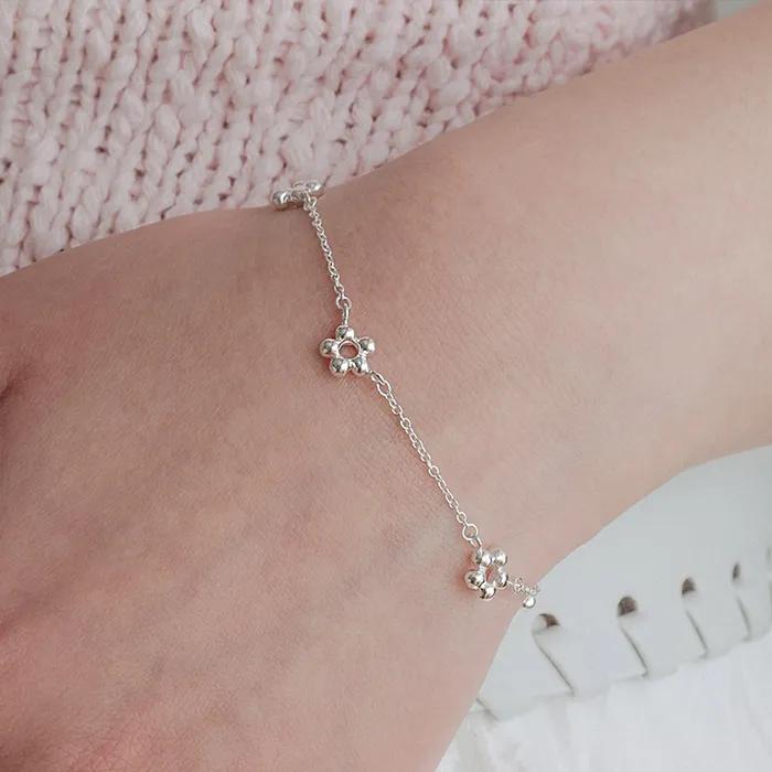 Petal bracelet