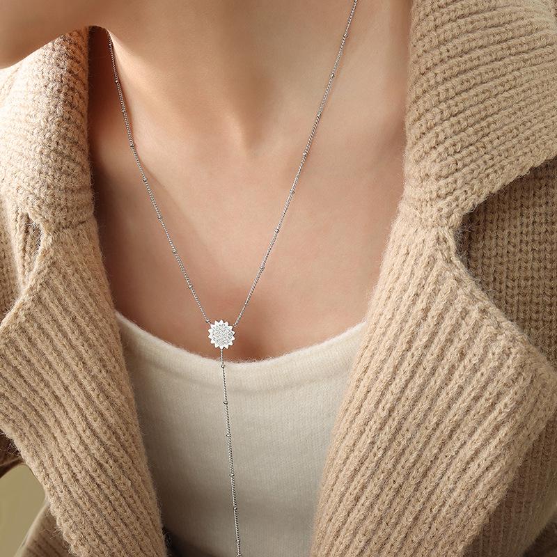 Zircon Star Pendant Sweater Chain - Trendy Titanium Steel Jewelry M038