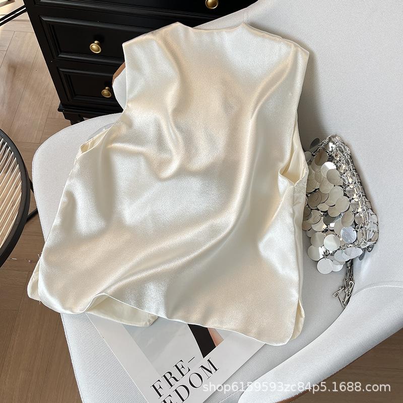 Vest vest women 2025 new embroidery high-end court style versatile vest