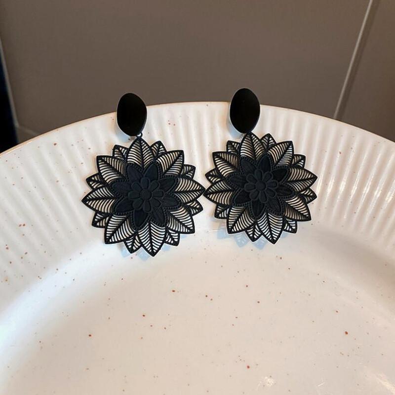 Black Hanging Long Earrings for Women Triangle Square Statement Drop Earrings 2025 boucle oreille femme Fashion Jewelry
