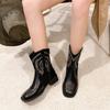 Large size pointed retro embroidered thick heel western cowboy boots women's autumn and winter new personalized short boots
