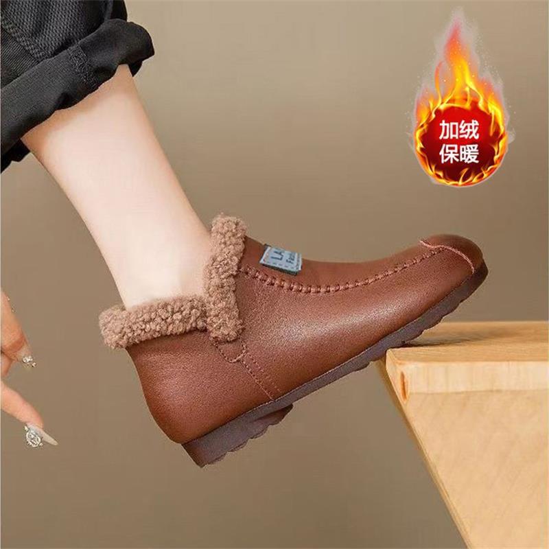 

Autumn and winter new soft leather soft-soled mother shoes cotton shoes velvet leather shoes retro grandma shoes one pedal non-slip women s shoes 40