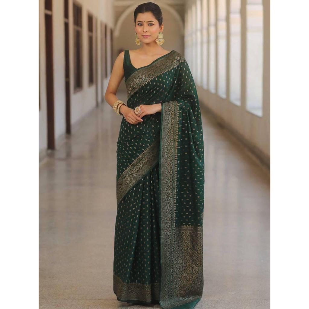 Elegant Soft Lichi Silk Jacquard Saree – Timeless Royal Grace Collection