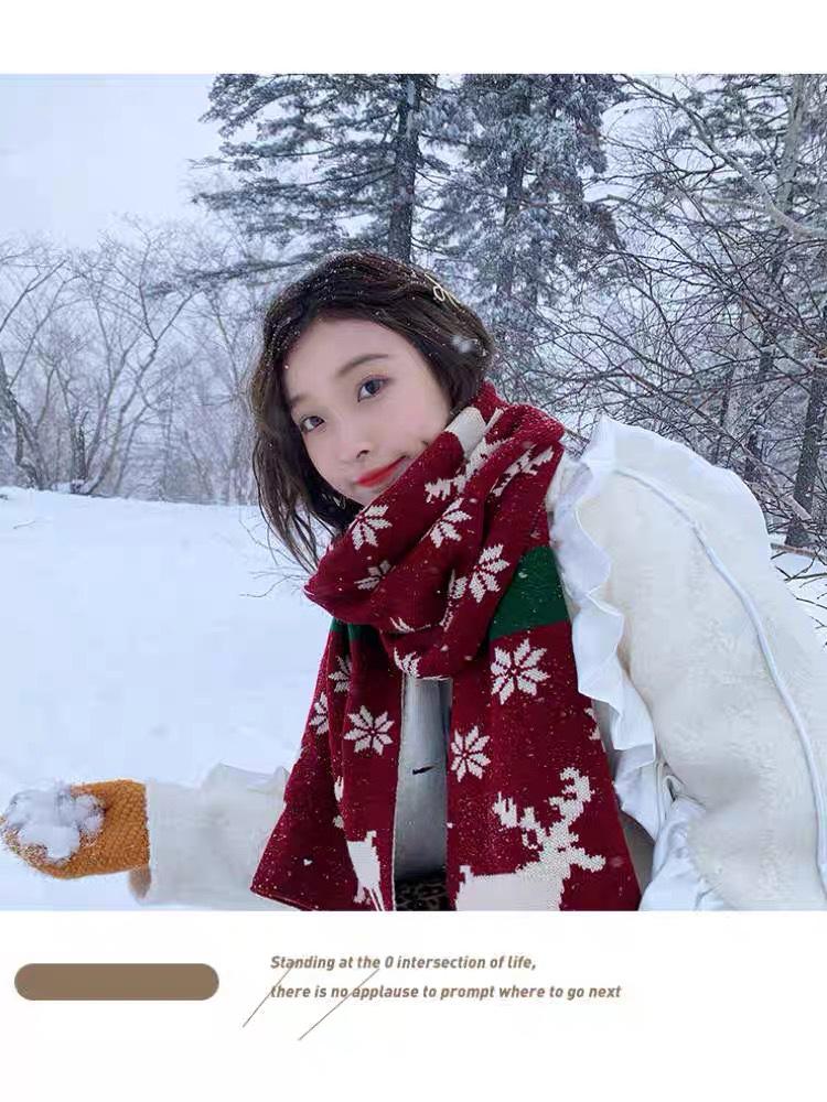 Versatile Red Snowflake Reindeer Scarf: Women's Winter Antler-Themed Warm Neck Warmer.
