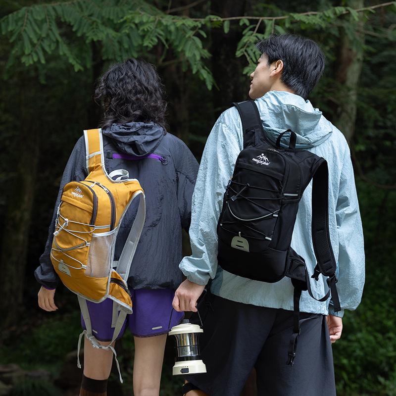 Outdoor Mountaineering Bag, Lightweight and Water-resistant Backpack, Travel Burden Reduction and Comfortable Backpack
