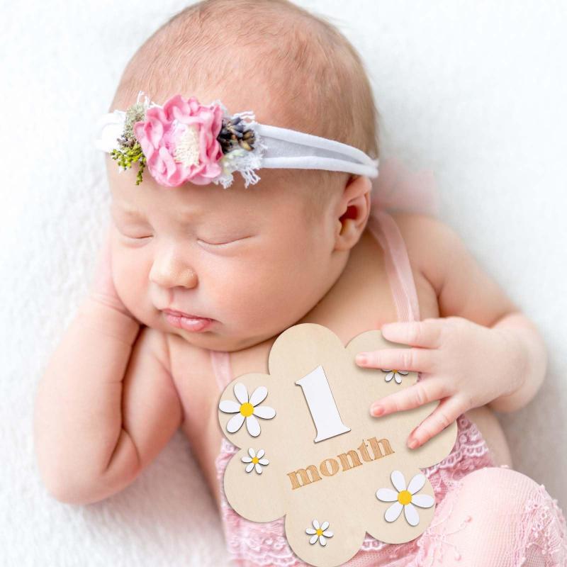 Wooden Baby Monthly Milestone Cards Flowers Double Sides Number Month Girls Boys Newborn Photography Props Accessories