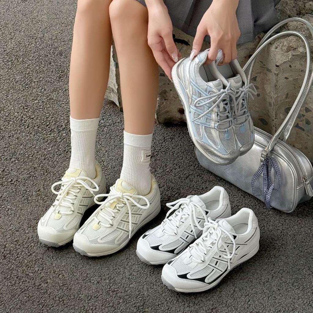 Breathable mesh Forrest Gump Dexun women's shoes 2025 summer new round head flat bottom transportation light moving lace-up leisure sports