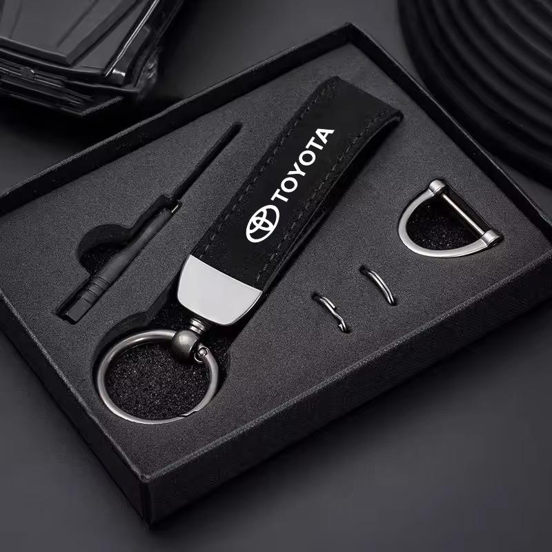 

Suede Leather Car Badge Styling Key Chain Ring For Toyota Corolla Camry Rav4 Yaris hilux Prius Auris Auto Keychain Accessories чёрный