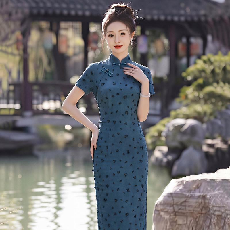 Mavi ulusal tarz, yeni Çin Suzhou uzun cheongsam, geliştirilmiş genç 1011 yeni kadın yüksek kaliteli hissi, günlük giyim