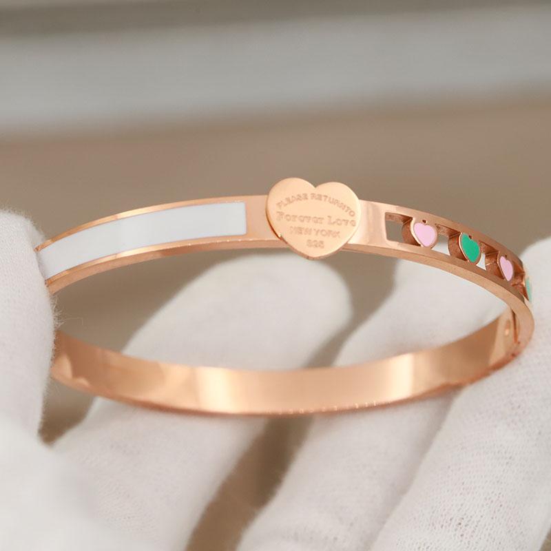 316L Classic Stainless Steel Hollow Heart Bracelet for Women Elegant Bangles Rust-proof Geometric Bangle Wrist Jewelry