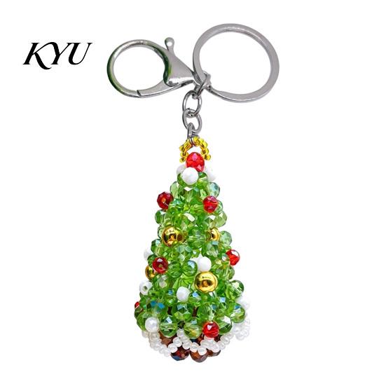 Christmas Beaded Keychain Handmade Keychain, Xmas Tree Wreath Gift Box Bell Decorative Key Ring Santa Keyring, Backpack Hanging Decor for Party Favors