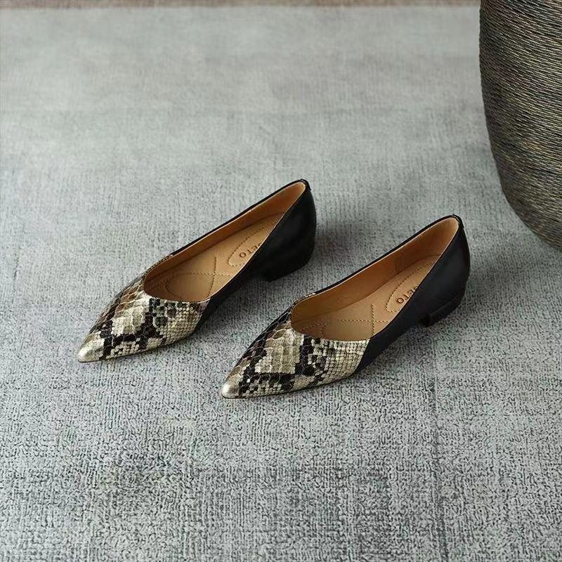 Pointed Toe Snake Pattern Slip-on Low Heel Elegant Shoes for Women Summer Young Trend Korean Style Chic Point Casual Woman Flats