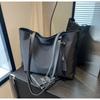Women's New Nylon Casual Bag Large Capacity Work School Commuter Tote Bag Korean Minimalist Shoulder Bag