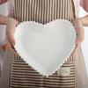 White Ceramic Heart Plate Delicate Salad Dessert Bowl Multi-Grid Snack Bowl Creative Peach Heart Cake Breakfast Plate Tableware