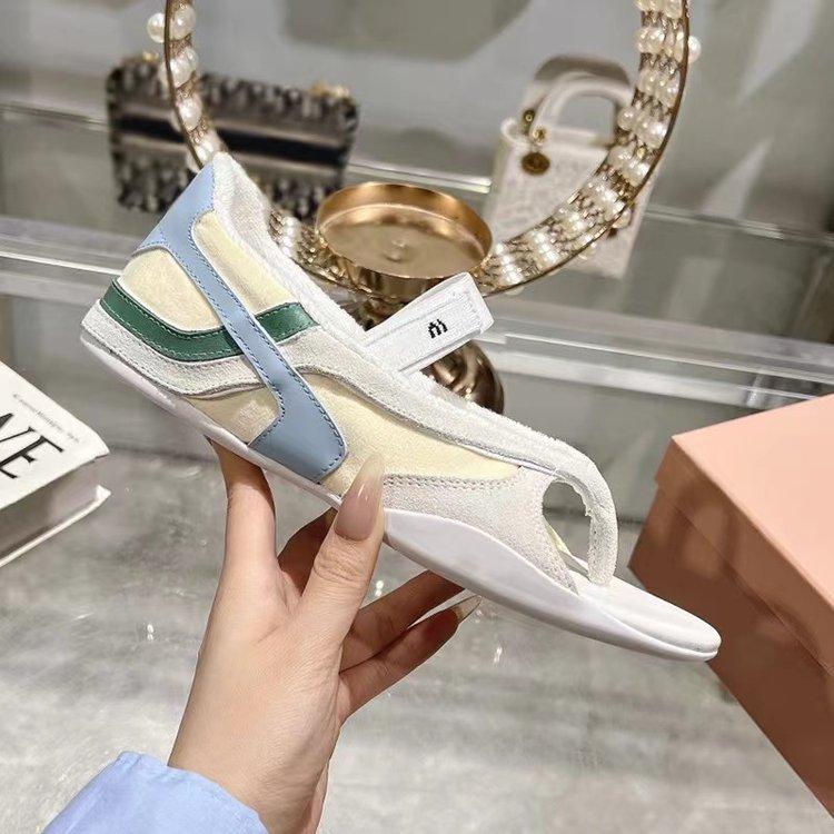 

One-word with mezzanine sandals women s summer 2025 new color matching open-toed casual flat-bottom comfortable sports Mary Jane 35 зелёный