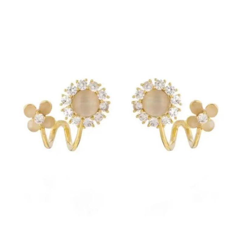 Elegant Cat's Eye Stone Flower Earrings: High-End S925 Silver Needle Studs, New Summer Niche Design