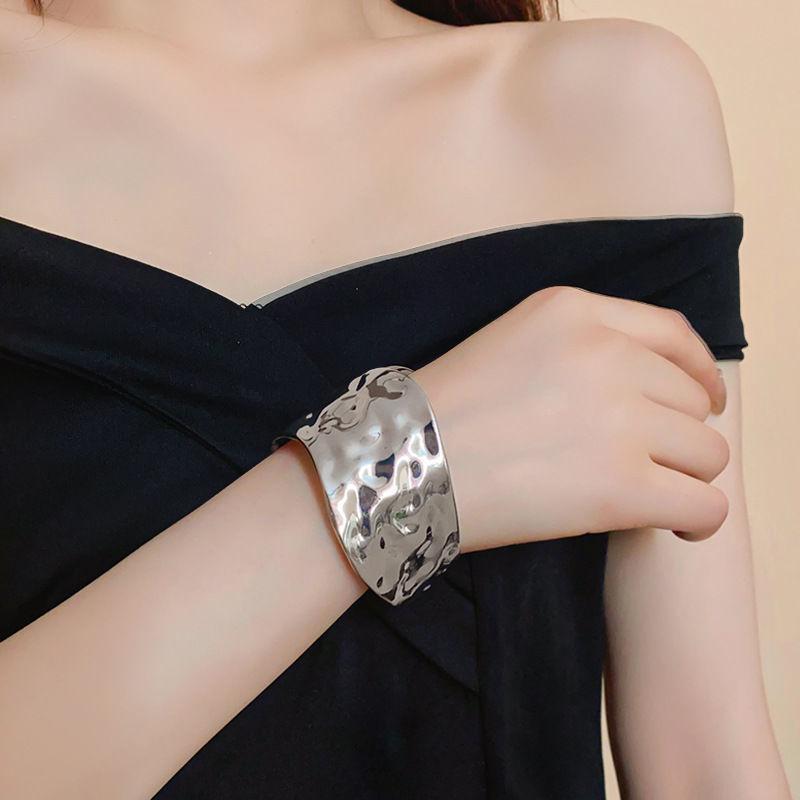 Punkowa Bransoletka Ze Stali Nierdzewnej w Złotym Kolorze Dla Kobiet Mężczyzn Nieregularna Szeroka Otwarta Mankaż Bransolety Imprezowa Biżuteria na Rękę Pulseras Bijoux