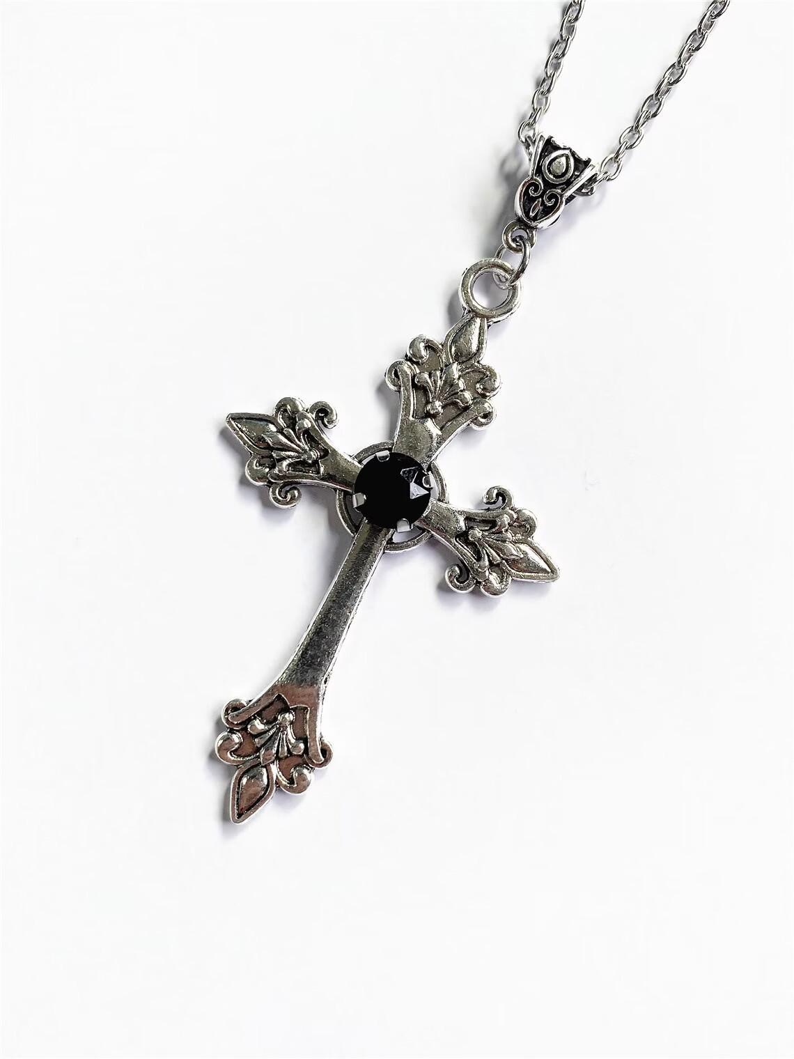 Silver Tone Gothic Cross Pendant Necklace – Statement Jewelry Gift for Women