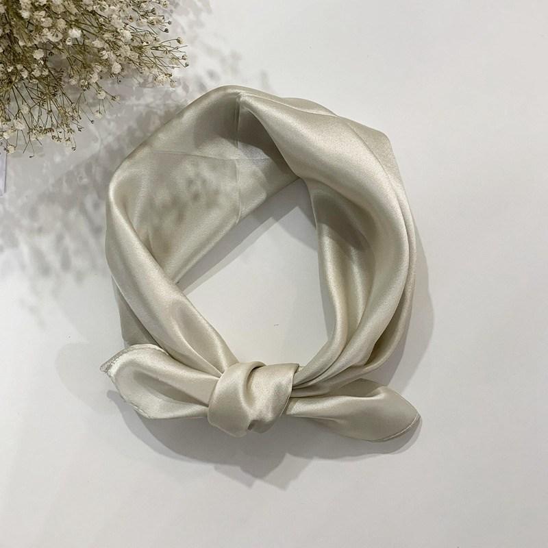 

Шарф Шелковое шелковое женское полотенце Чистый цвет Темпераментный шелковый шарф Тонкий маленький квадратный маленький шарф 53x53cm