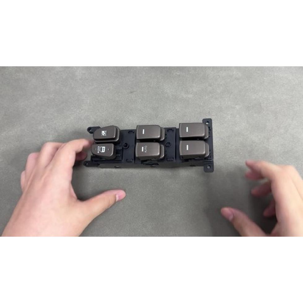 Master Power Window Door Control Switch for 2009-2010 Hyundai Sonata Driver Side