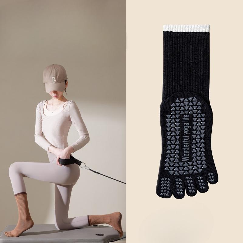 Yoga Socks - Five-finger Mid-calf Winter and Autumn Fitness Sports Toe-separation Socks with Anti-slip and Moisture-absorbing Properties Long Socks