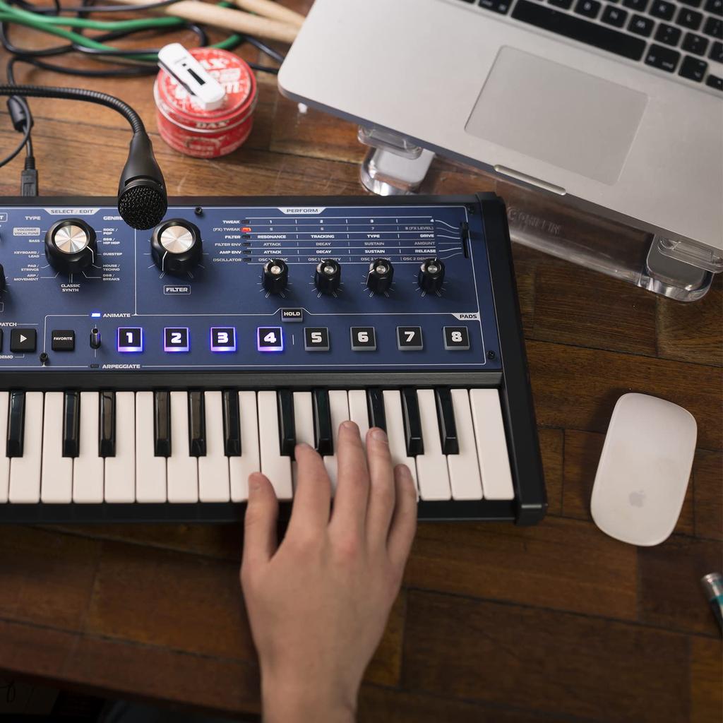 Novation Synthesizer MiniNova