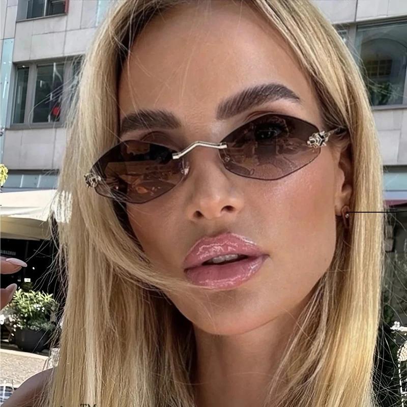 New In Sunglasses for Women Retro Brand Design Metal Small Diamond Frame Vintage Rhombus Rimless Shades Men Glasses Fashion