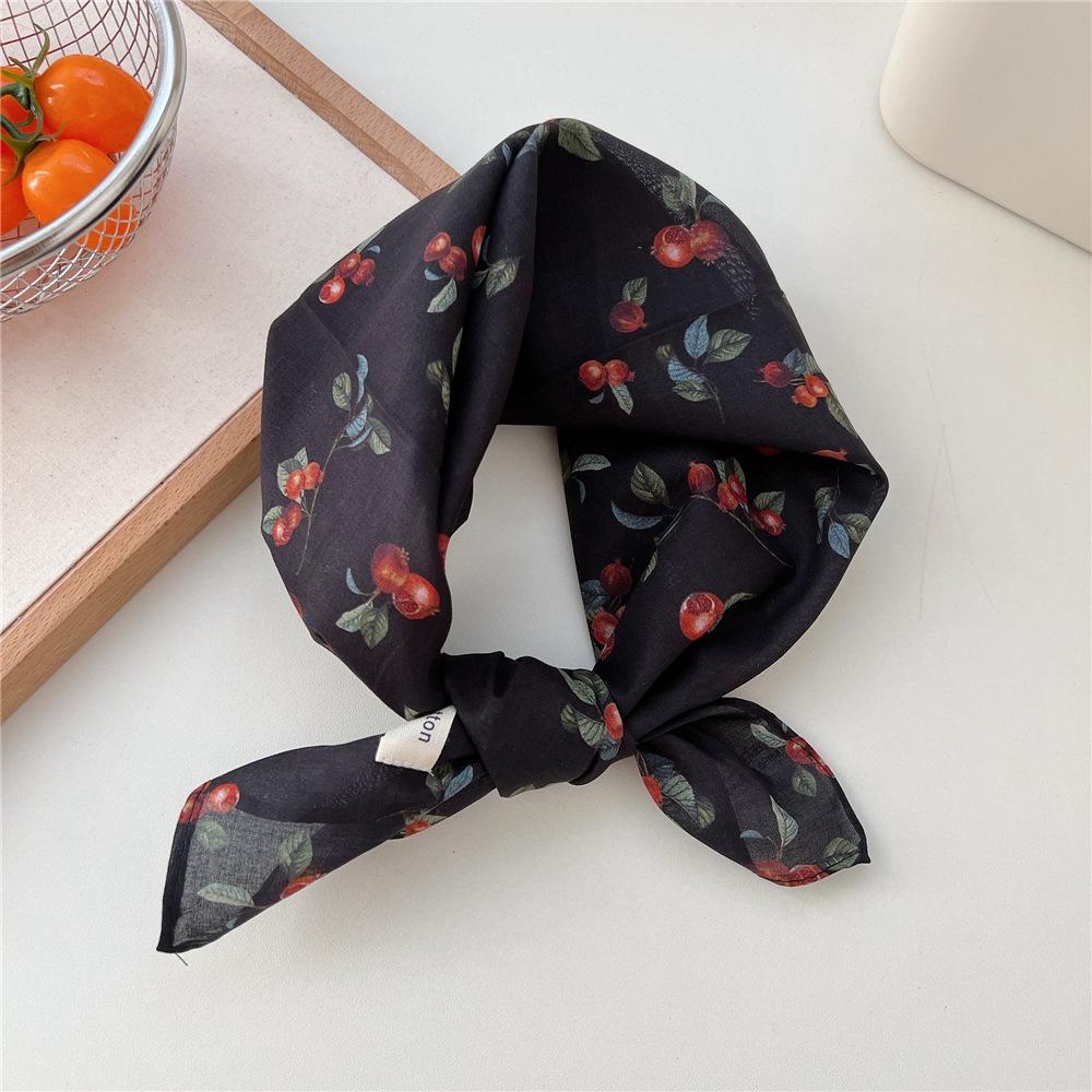 Korean literary and artistic decoration small silk scarf Korean version fashionable versatile spring and summer fresh and breathable cotton and