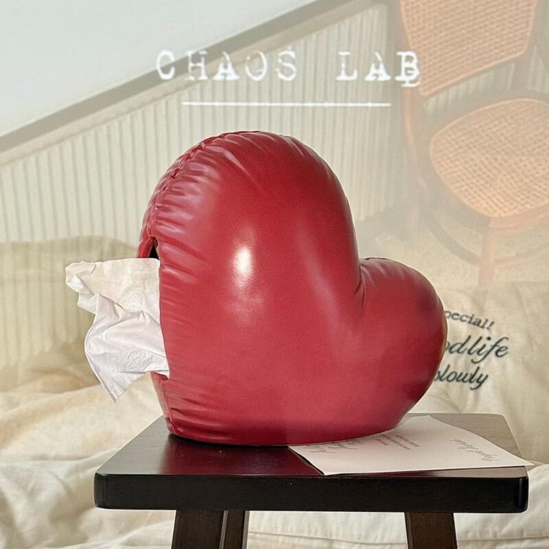 

Heart-shaped Ceramic Tissue Box