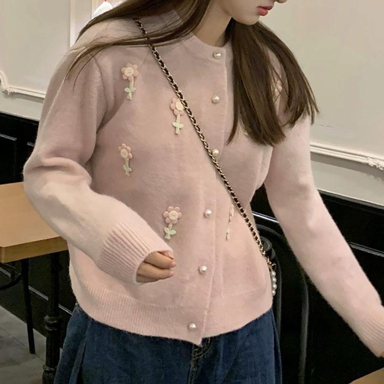 Three-dimensional flower knitted cardigan women's autumn and winter new small top short pink sweater jacket top