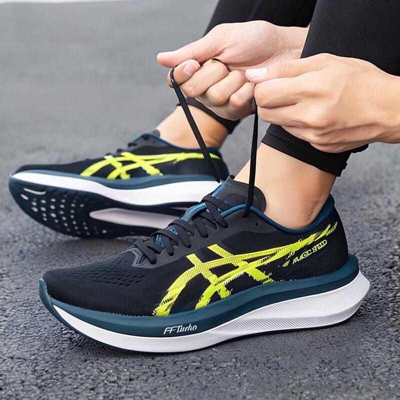 Asics Men s Racing Carbon Plate Running Shoes 9