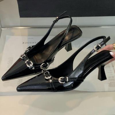 Luxe Merk Ontwerper Dames Sandalen Mode Puntige Neus Metalen Gesp Decoratie Formele Schoenen Sexy Feestjurk Dames Pumps