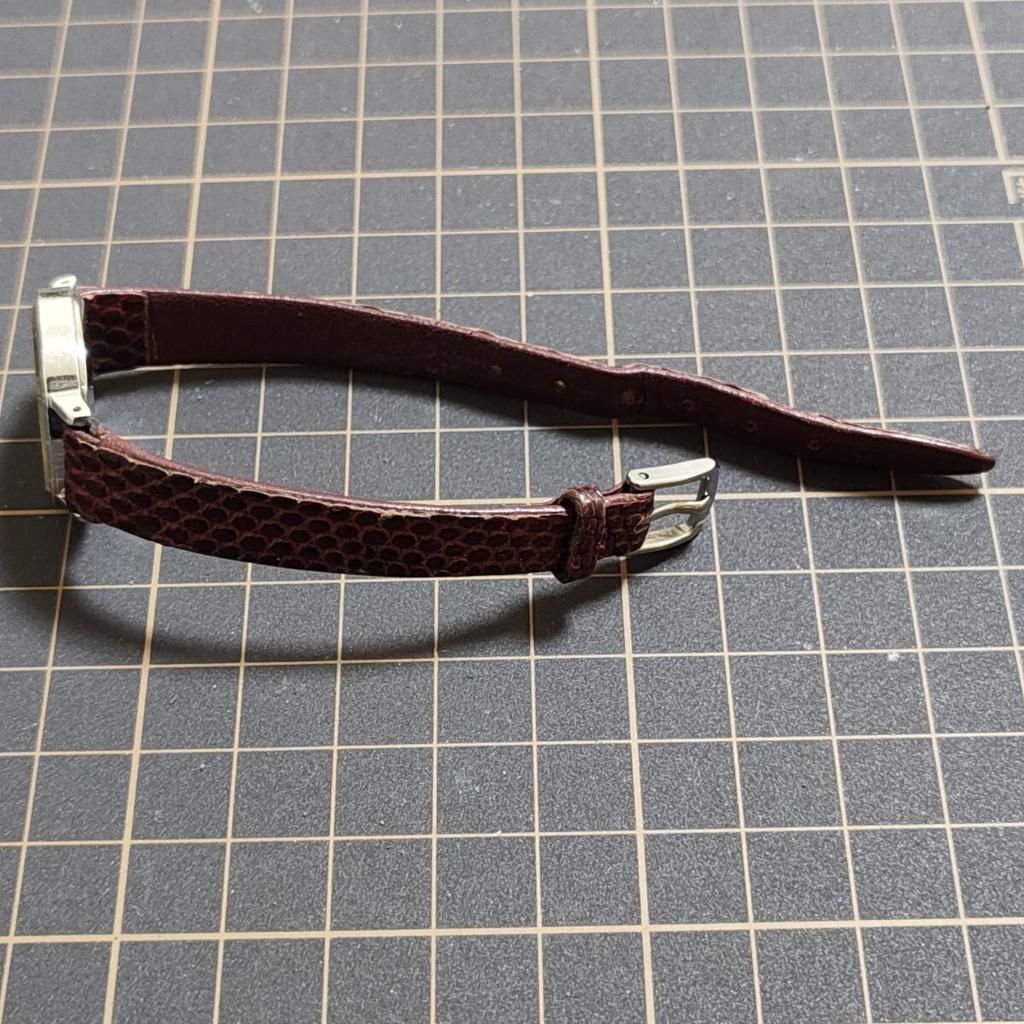SEIKO Quartz Wristwatch 2320-5660 K26