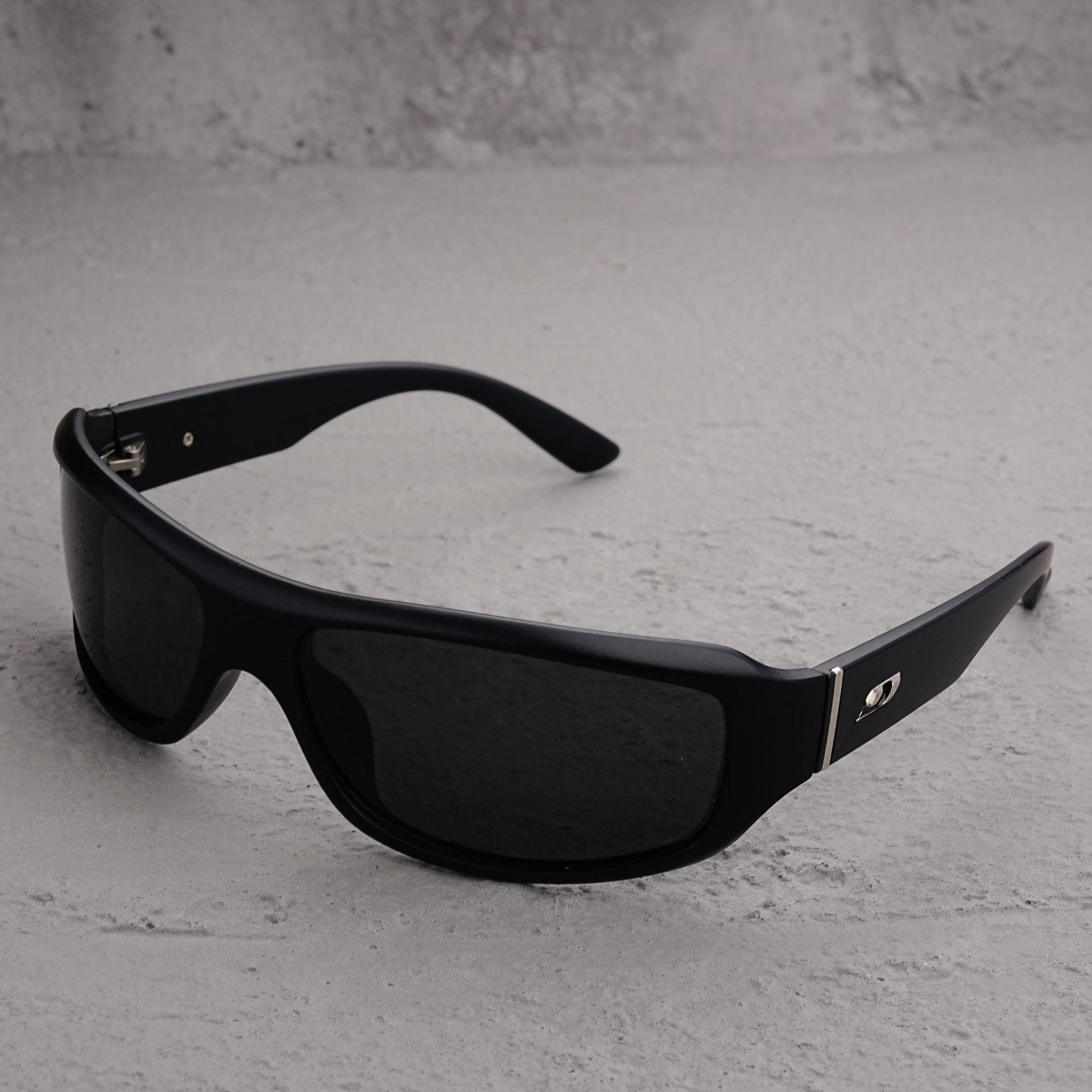 Versatile Polarized Sunglasses for Running, Cycling & Driving 1.1 Polarized