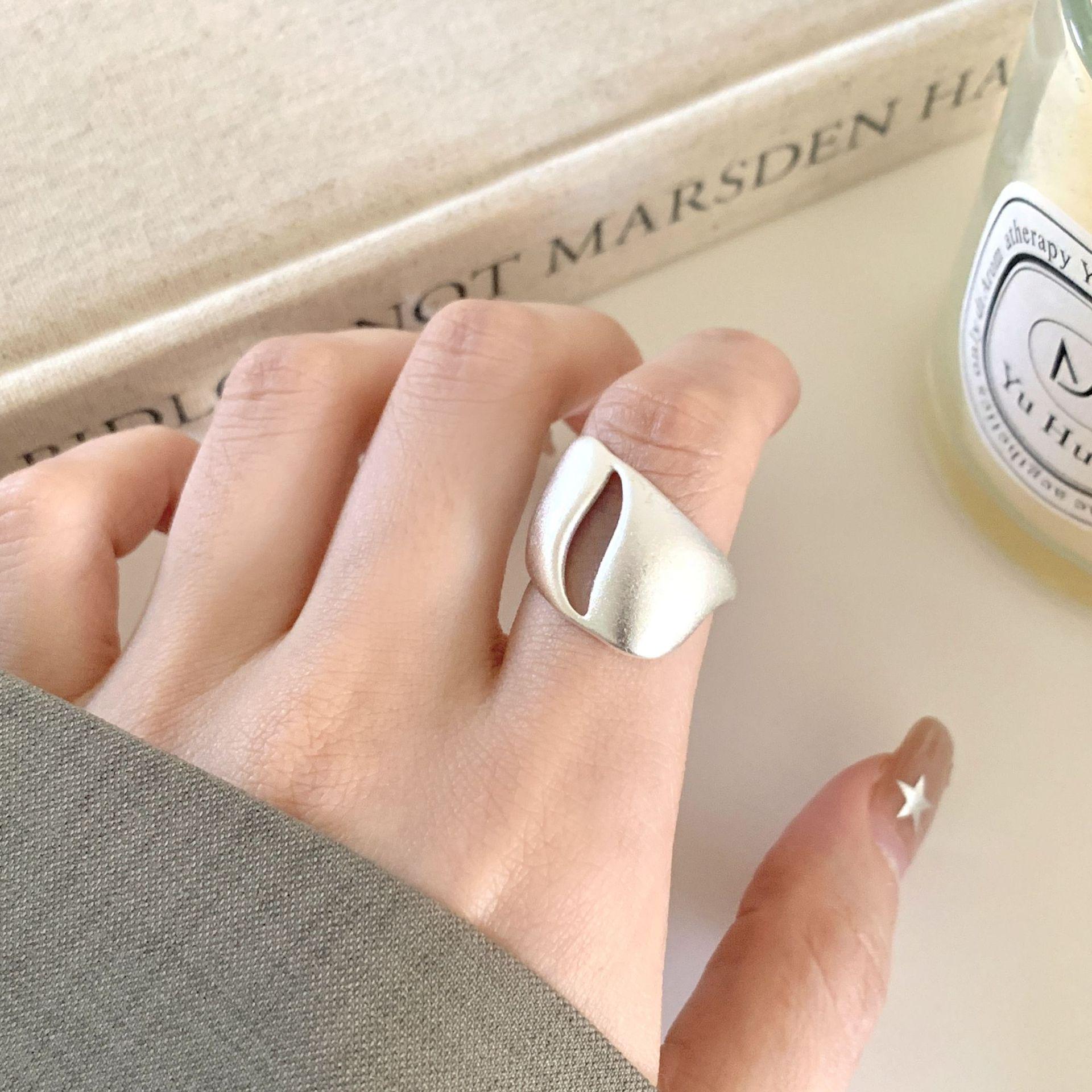 Ginkgo Leaf Matte Geometric Adjustable Open Ring for Women Adjustable
