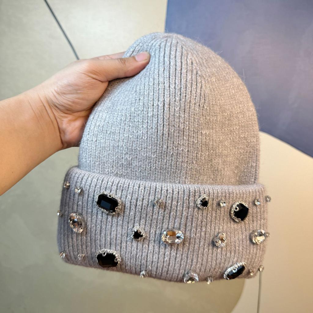 Luxury Rhinestone Rabbit Fur Knit Hat for Women, Autumn and Winter White Knitted Hat, Large Head Circumference, Face Slimming, Trendy Beanie