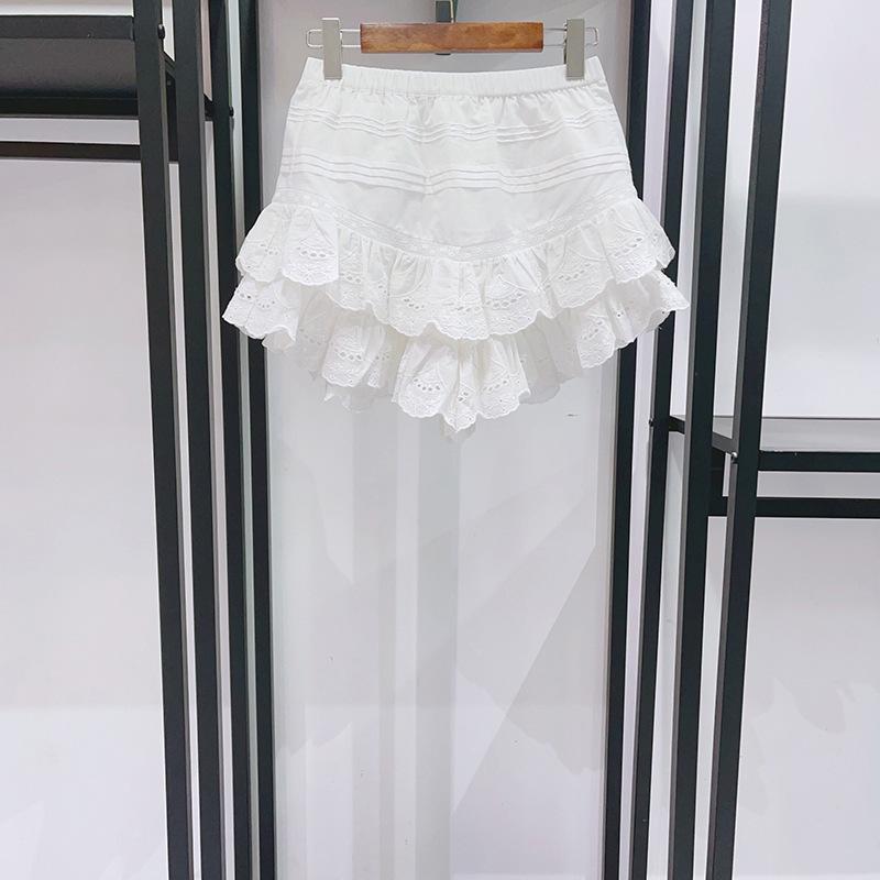

French Niche Spring/Summer 2026 Lantern Sleeve Floral Lace Blouse with Cinched Waist and Ruffled Skirt Pants Ensemble S