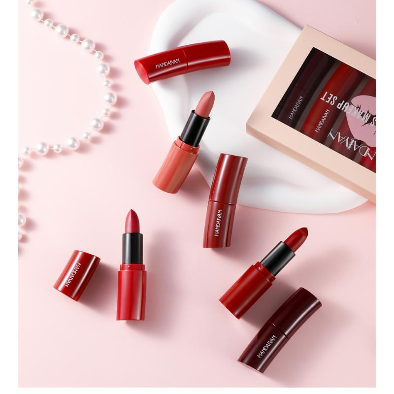 Pack de six rouges à lèvres incurvés Suit Velvet Matte Lip Gloss