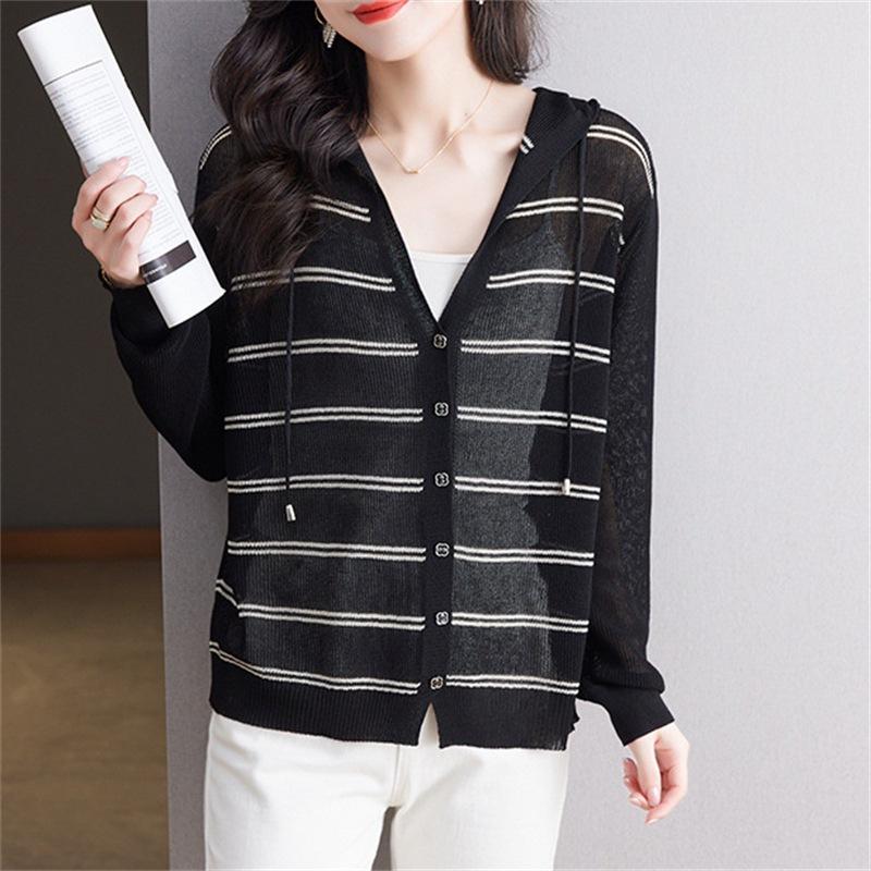 

Полосатый кардиган с капюшоном для защиты от солнца для женщин, свободный и стройнящий, вязаная рубашка-свитер 3XL чёрный