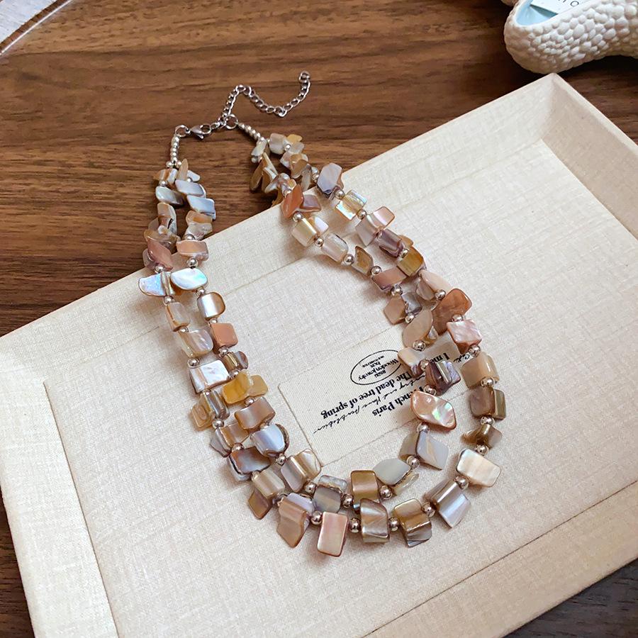 Bohemian Chic Double-Layer Shell Necklace: Retro and Unique High-End Jewelry
