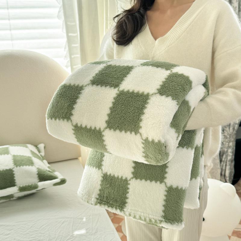 Checkerb Grid Thickened Flannel Blanket 100% Microfibrea Sofa Soft Blanket Coral Fleece Bed Blanket For Bedding