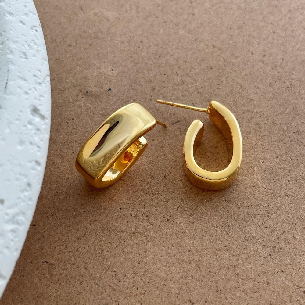 

Minimalist Smooth Metallic Geometric C Shape Hoop Earrings For Women Real Gold Silver Plated Copper Daily Fashion Jewelry