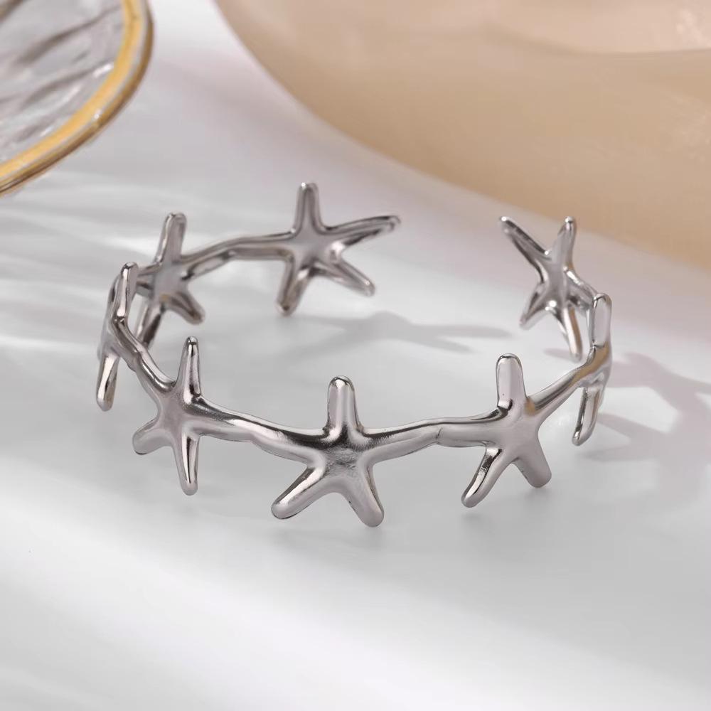Stainless Steel Starfish Scallop Bracelet Opening Bracelet Fashionable Personality Seaside Vacation Summer Hot Sale