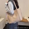 Hot-selling Sense Versatile Commuter Shoulder Bag New Rivet Large-capacity Bag